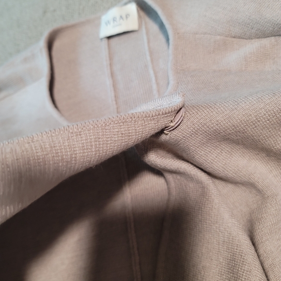 WRAP london 100% Merino Wool wrap mid long length layering sweater - Picture 3 of 6